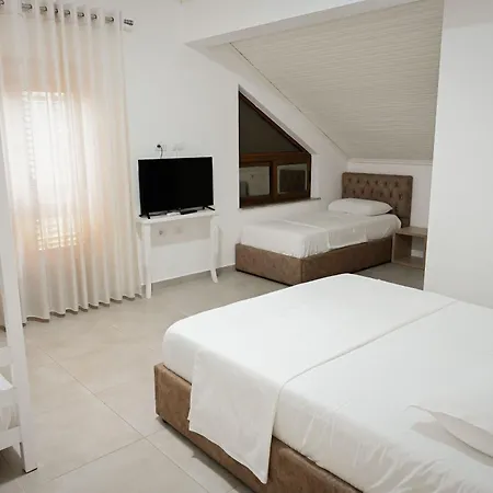 Venezia Hotel Shëngjin