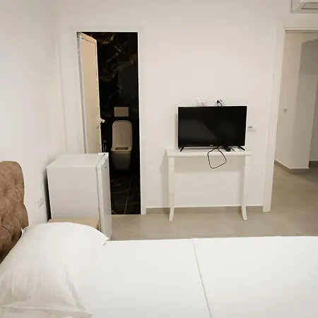 Hotel Venezia Shëngjin