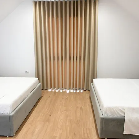 Hotel Venezia Shëngjin