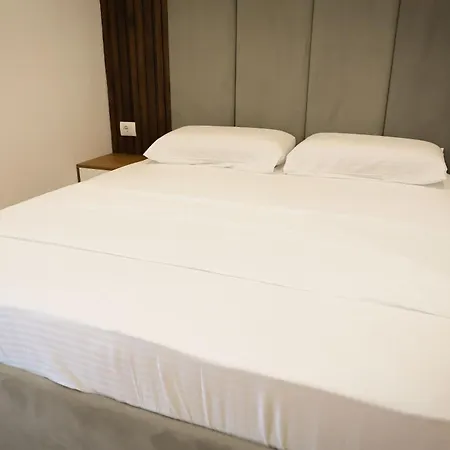 Venezia Hotel Shëngjin