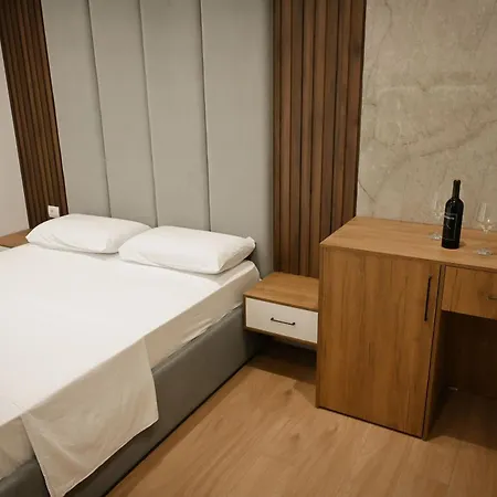 Venezia Hotel Shëngjin