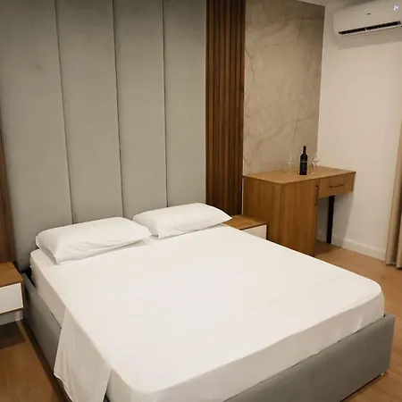 Hotel Venezia Shëngjin