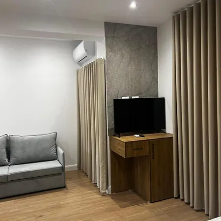 Venezia Hotel Shëngjin