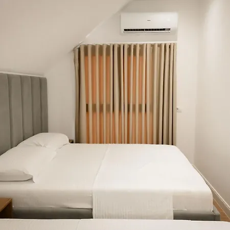 Venezia Hotel Shëngjin