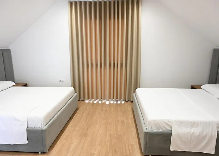 Hotel Venezia Shëngjin