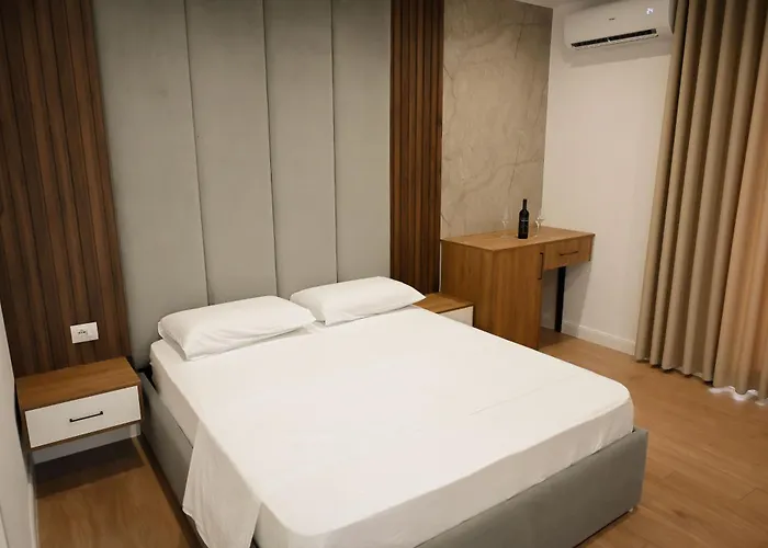 Hotel Venezia Shëngjin